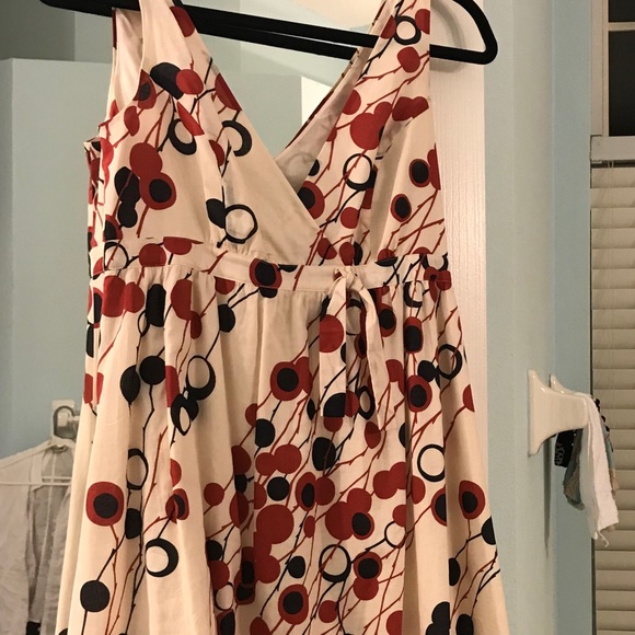 Dress - Picture 2 of 2